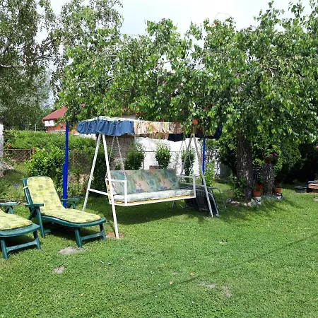 Villa-tabori *