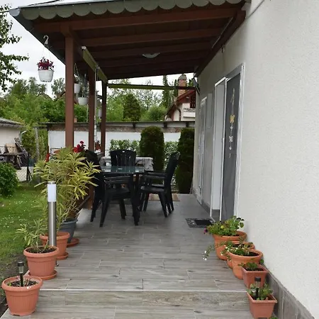 Villa-tabori