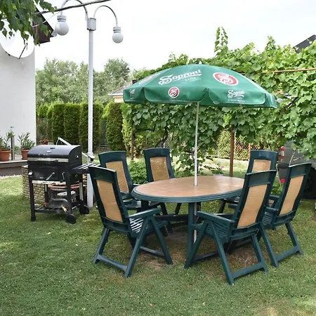 Villa-tabori Holiday home *