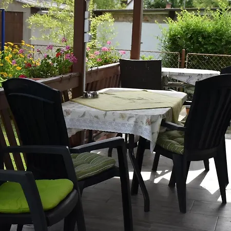 Villa-tabori Holiday home Balatonmariafurdo