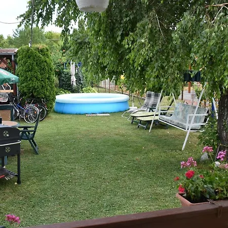 Villa-tabori Balatonmariafurdo